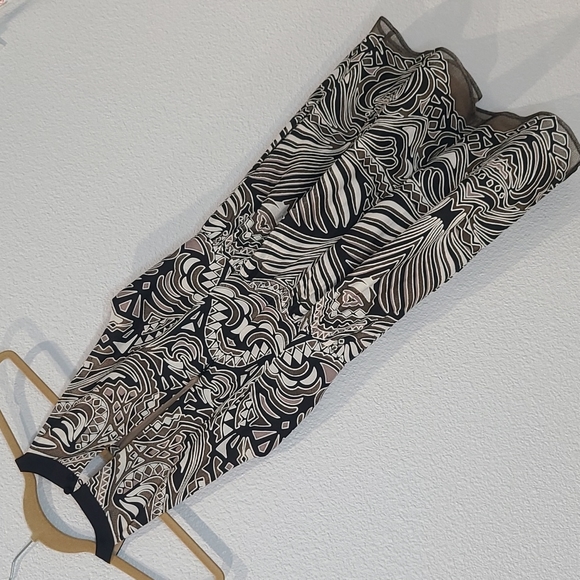 BCBGMAXAZRIA mini dress size 0 - Picture 8 of 10